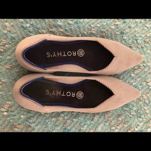 Rothy’s 7 Point in Flax Birdseye